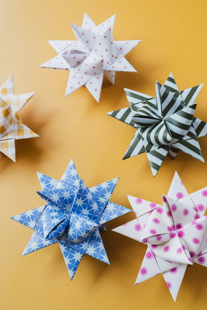 Froebel Star Paper Craft Kit – Make 20 Stars