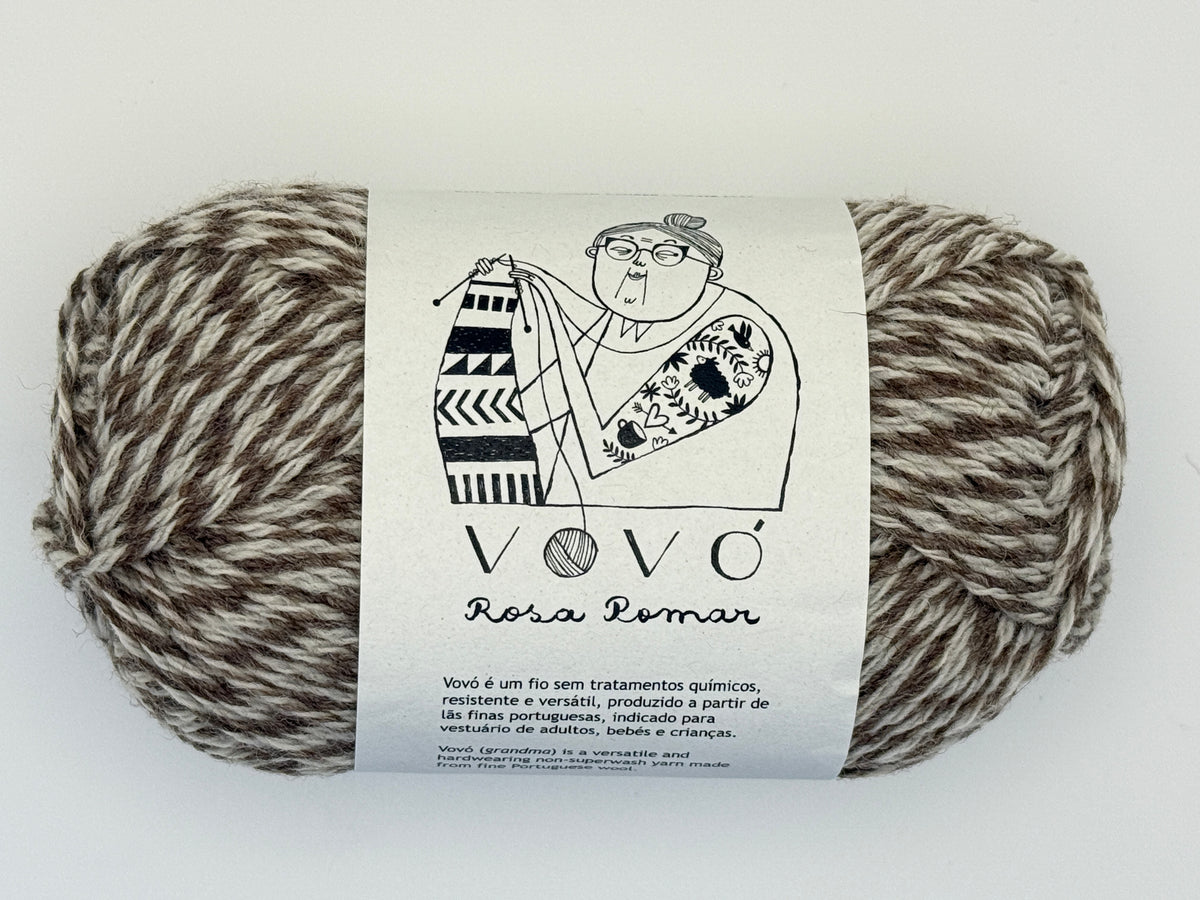 Retrosaria Rosa Pomar Vovó Sport Weight Wool Yarn