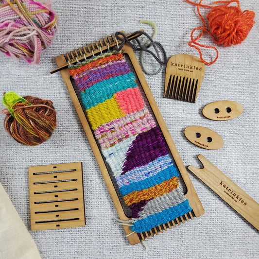 Shawl Cuff & Bracelet Loom Kit from Katrinkles