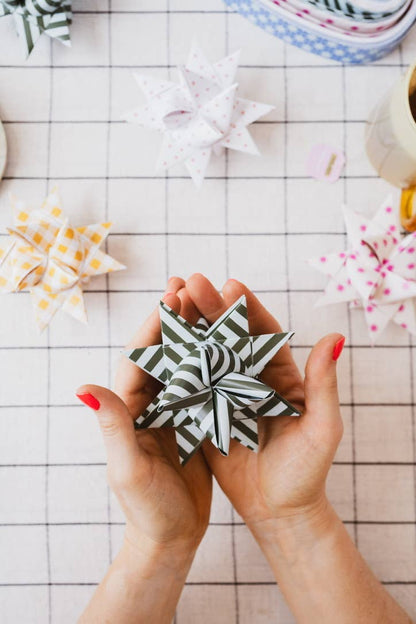 Froebel Star Paper Craft Kit – Make 20 Stars