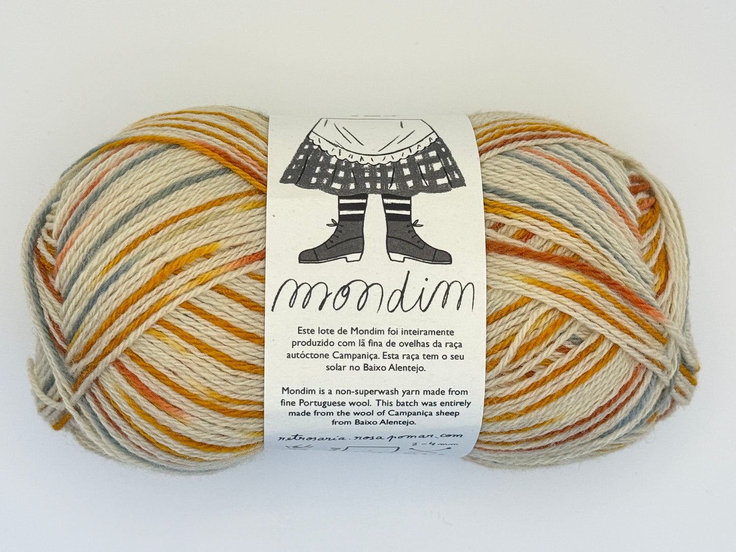 Retrosaria Rosa Pomar Mondim Fingering Weight Wool Yarn