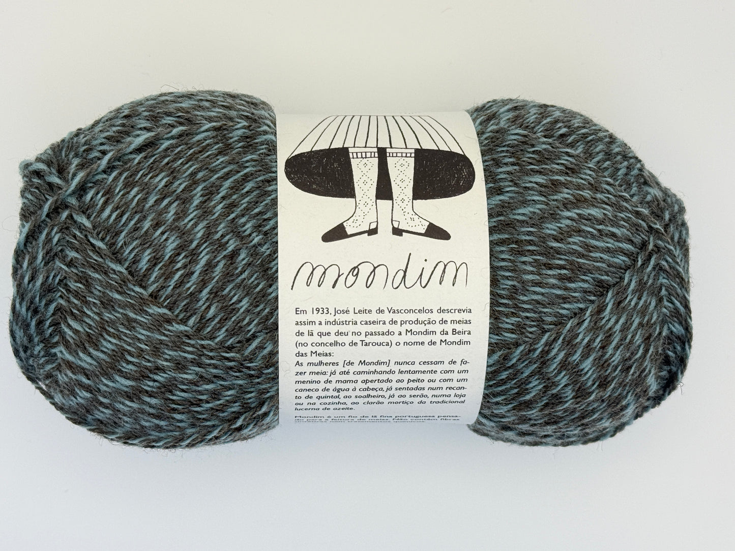 Retrosaria Rosa Pomar Mondim Fingering Weight Wool Yarn