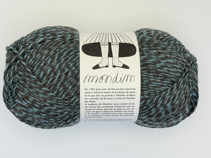 Retrosaria Rosa Pomar Mondim Fingering Weight Wool Yarn