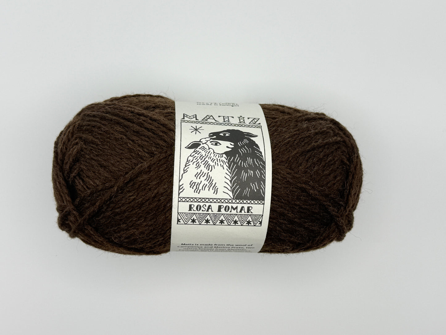 Retrosaria Rosa Pomar Matiz Aran Weight Wool Yarn
