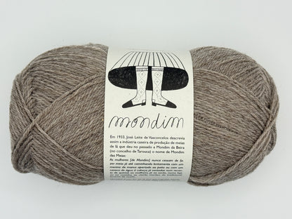 Retrosaria Rosa Pomar Mondim Fingering Weight Wool Yarn