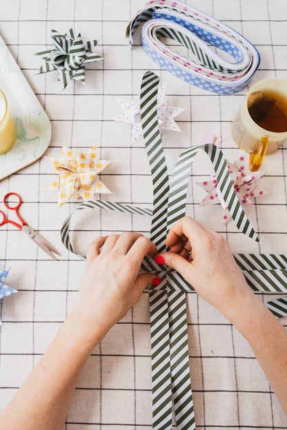 Froebel Star Paper Craft Kit – Make 20 Stars