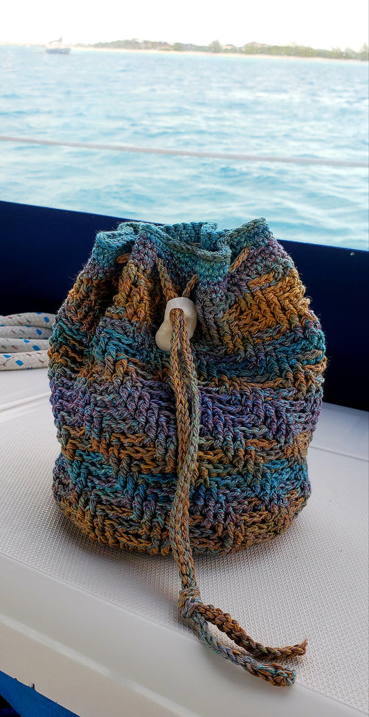Crochet Your Own Beach Bag This Summer!